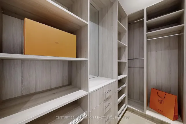 Additional image 26 of 46 Elmsthorpe Ave