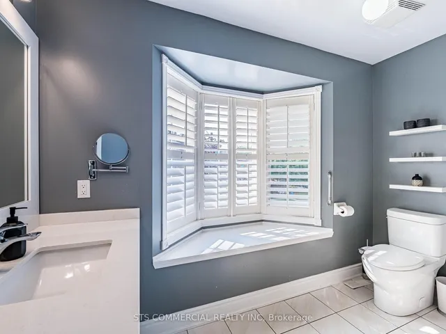 Additional image 36 of 18 Queen Mary Dr