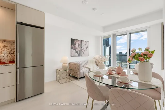 Additional image 10 of 30 Inn On The Park Dr Unit 2608