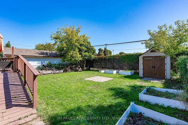 Additional image 34 of 67 Deschene Ave