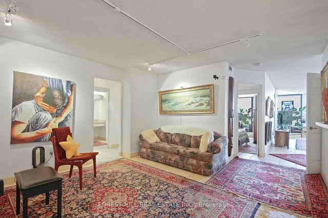 Additional image 5 of 130 Carlton St Unit 1101