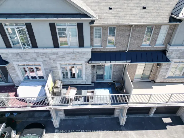 Additional image 20 of 215 Dundas St Unit 9