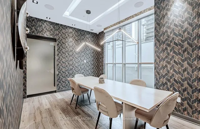 Additional image 27 of 77 Mutual St Unit 405