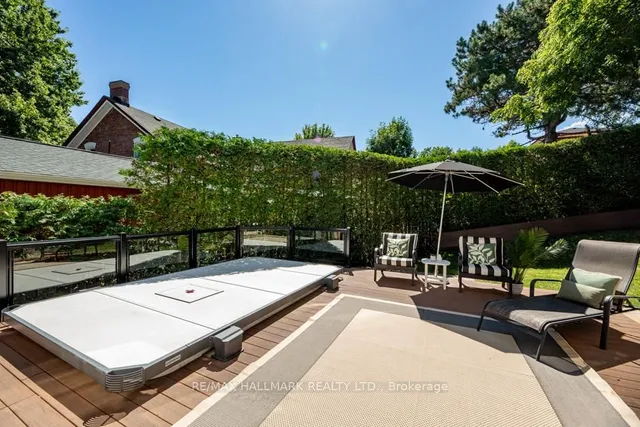 Additional image 42 of 44 Scarboro Cres