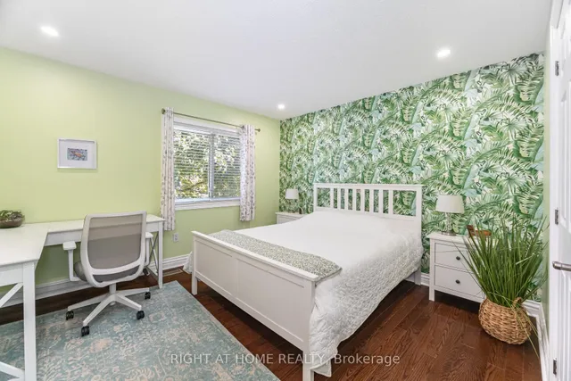 Additional image 25 of 4 Cantrill Crt