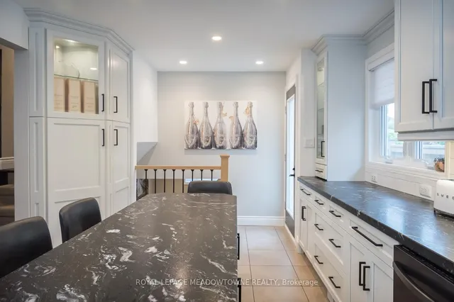 Additional image 17 of 613 Foster Crt