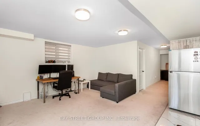 Additional image 24 of 488 Parent Pl