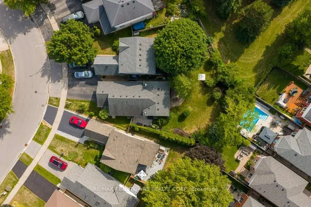 Additional image 36 of 814 Miriam Cres