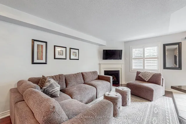 Additional image 8 of 34 Beachville Circ