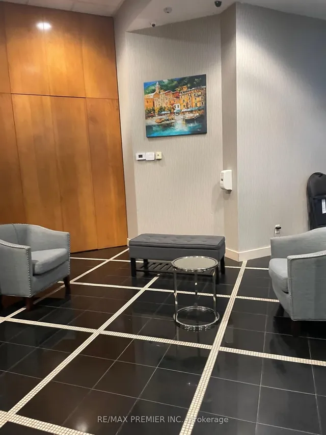 Additional image 3 of 2737 Keele St Unit 325