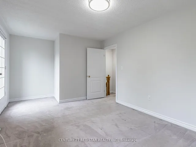 Additional image 24 of 95 Yellow Brick Rd