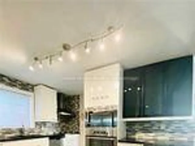 Additional image 4 of 1287 Warden Ave