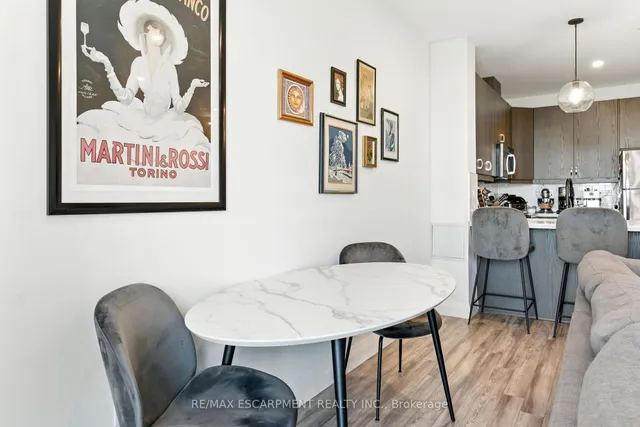 Additional image 11 of 118 King St Unit 523