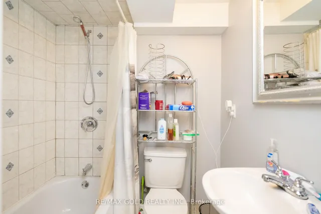 Additional image 39 of 66 Danesbury Cres