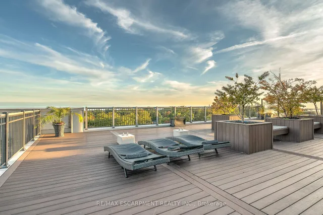 Additional image 15 of 3563 LAKE SHORE Blvd Unit 505