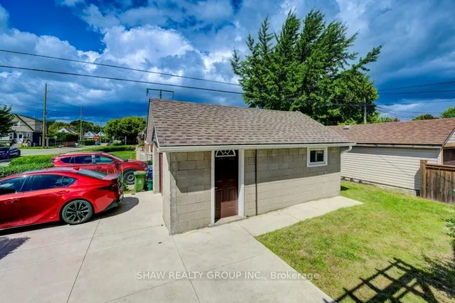 Additional image 46 of 28 Barons Ave