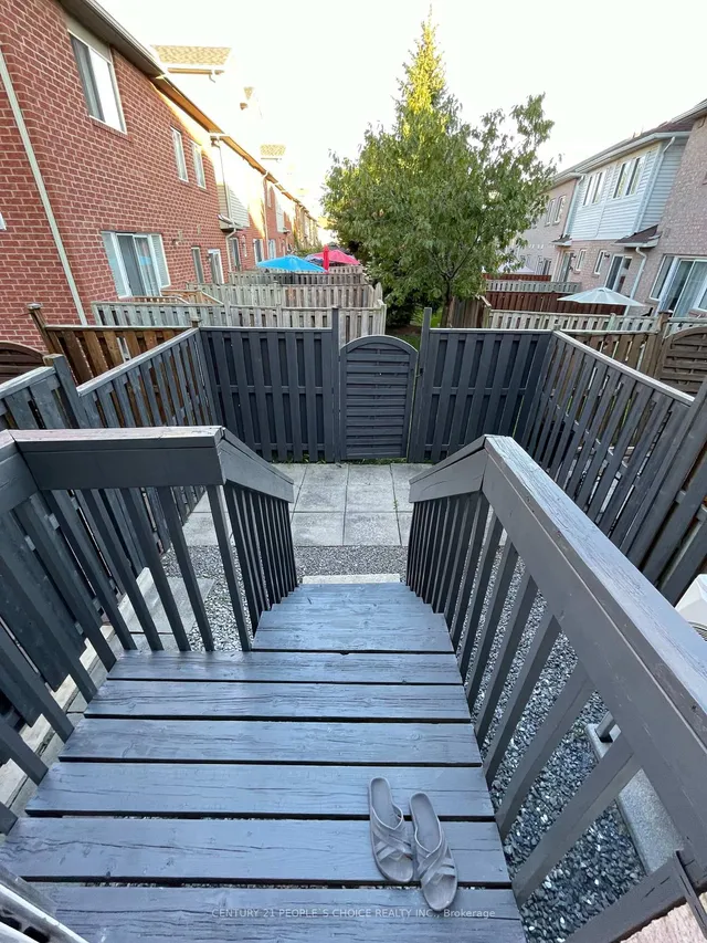 Additional image 45 of 83 Spadina Rd