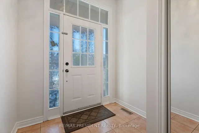 Additional image 5 of 823 Ledbury Cres