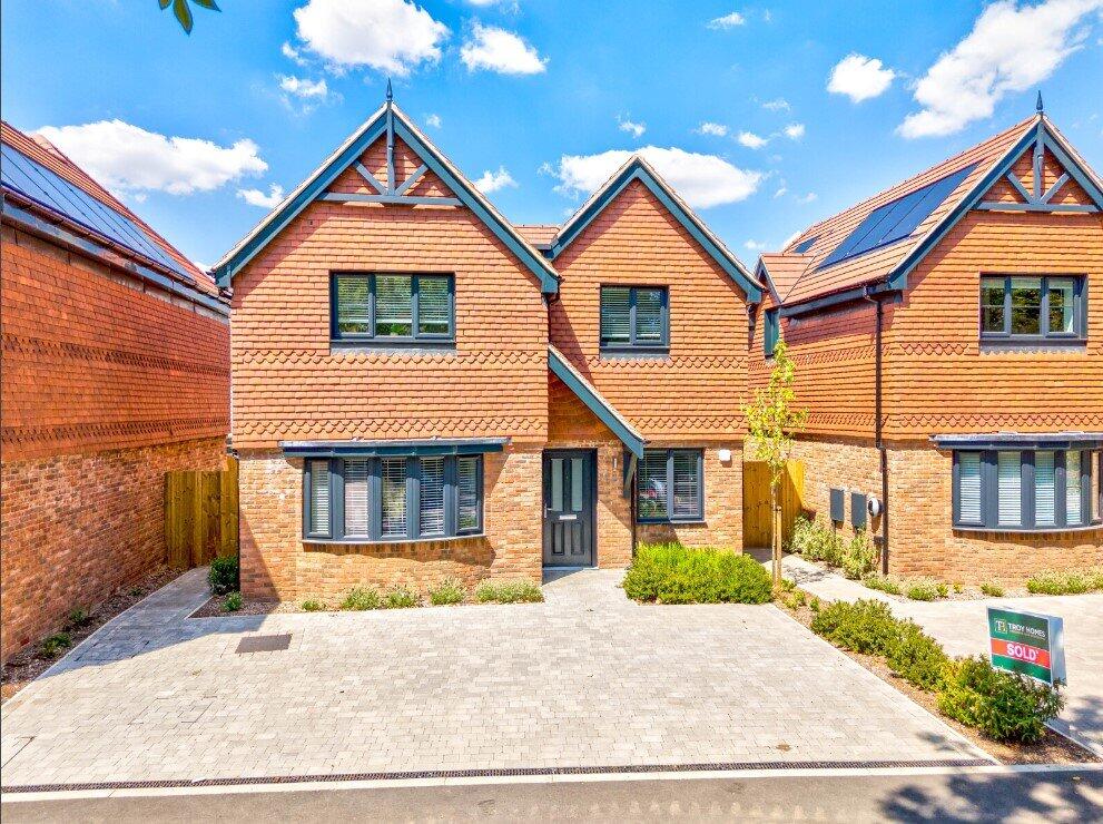 Property image for Oaklands Lane, Smallford, St. Albans, Hertfordshire, AL4