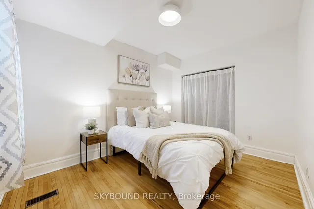 Additional image 24 of 50 Dearbourne Ave