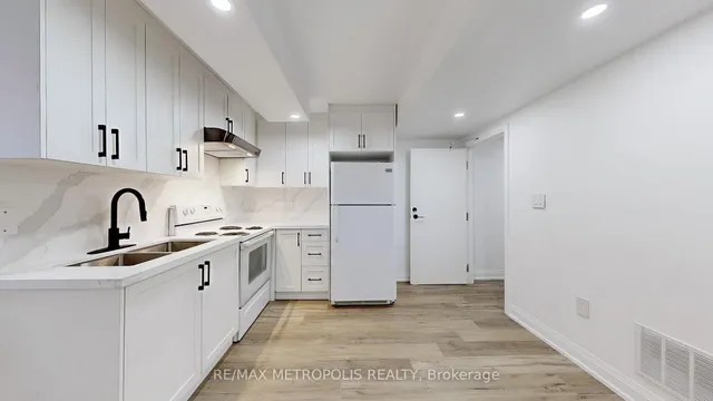 Additional image 29 of 81 Sedgemount Dr