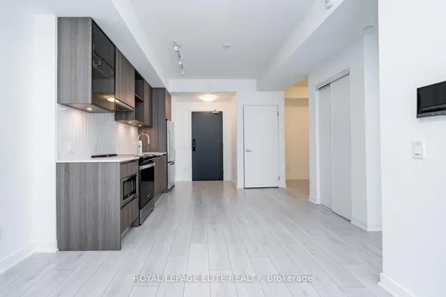 Additional image 17 of 405 Dundas St Unit 418