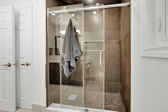 Additional image 22 of 26 Huntingwood Ave