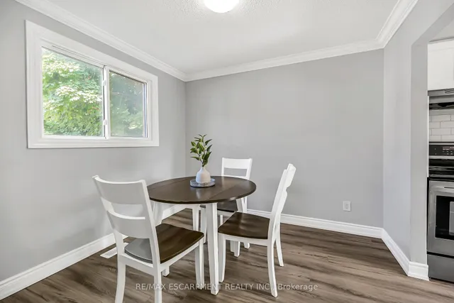 Additional image 17 of 125 Limeridge Rd Unit 8