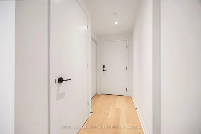 Additional image 6 of 2625 Dundas St Unit 610