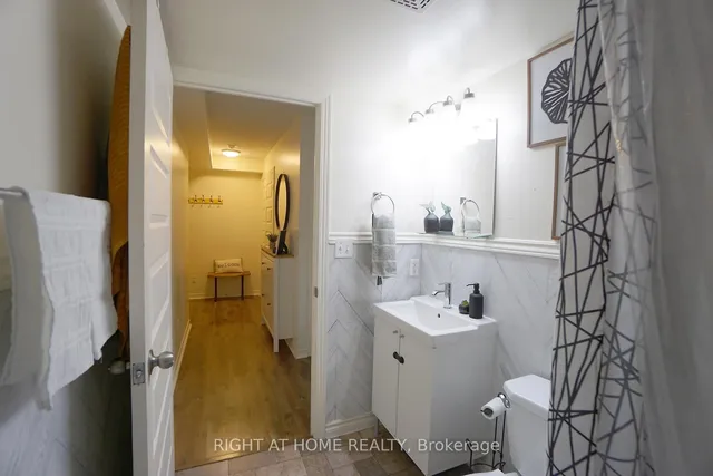 Additional image 35 of 215 Queen St Unit 509