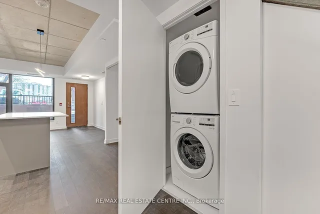 Additional image 20 of 7 Watkinson Ave