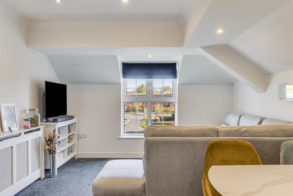 Additional image 5 of Beaumont House, Cole Green Lane, Welwyn Garden