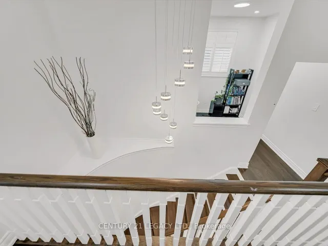 Additional image 19 of 8 Covina Rd