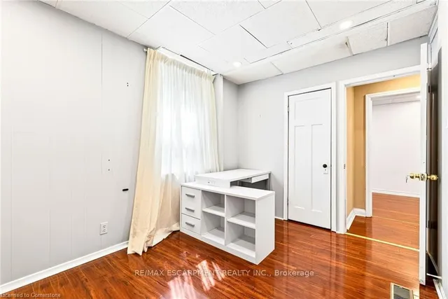 Additional image 21 of 111 Leland St