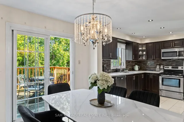 Additional image 14 of 100 Castlehill Rd