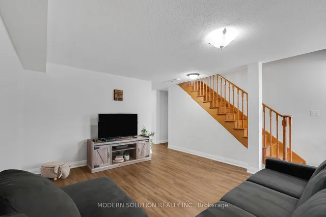 Additional image 9 of 67 Roundstone Dr