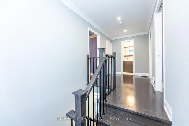 Additional image 26 of 19 Marowyne Dr