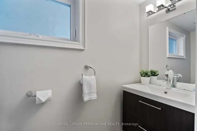 Additional image 15 of 8 Buttercup Crt