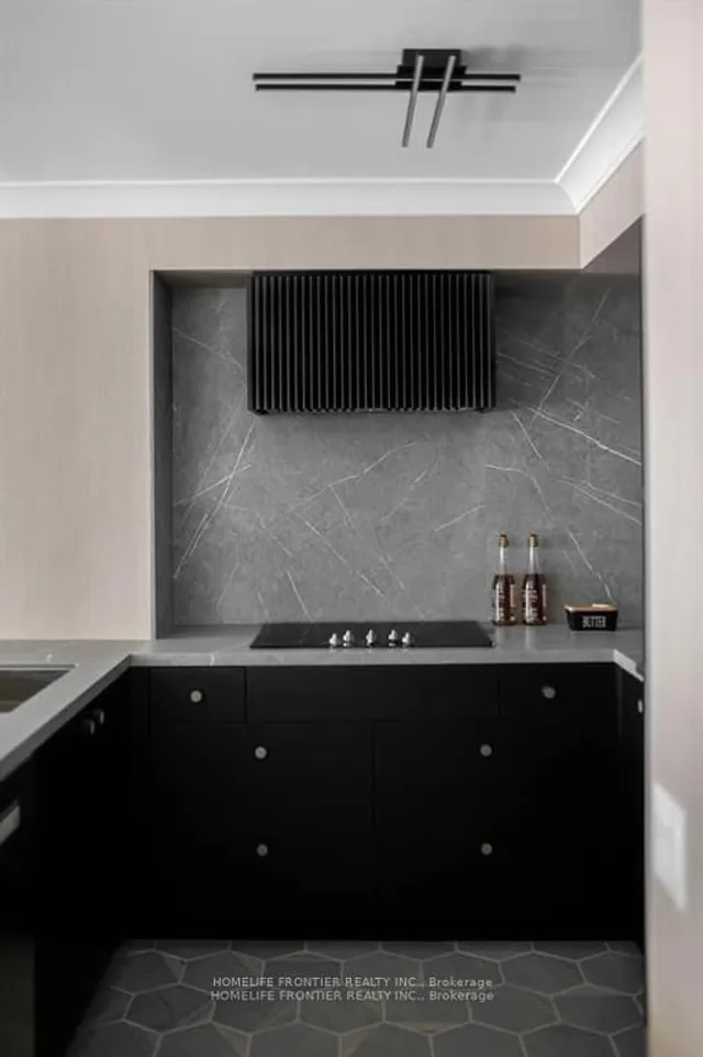 Additional image 17 of 388 Bloor St Unit 1107