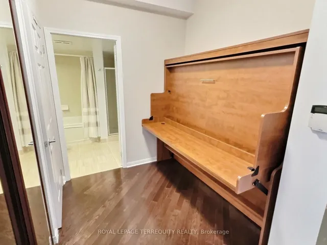 Additional image 17 of 228 Queens Quay Unit 1112