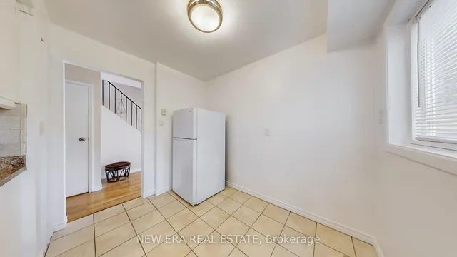 Additional image 25 of 7227 Joliette Cres