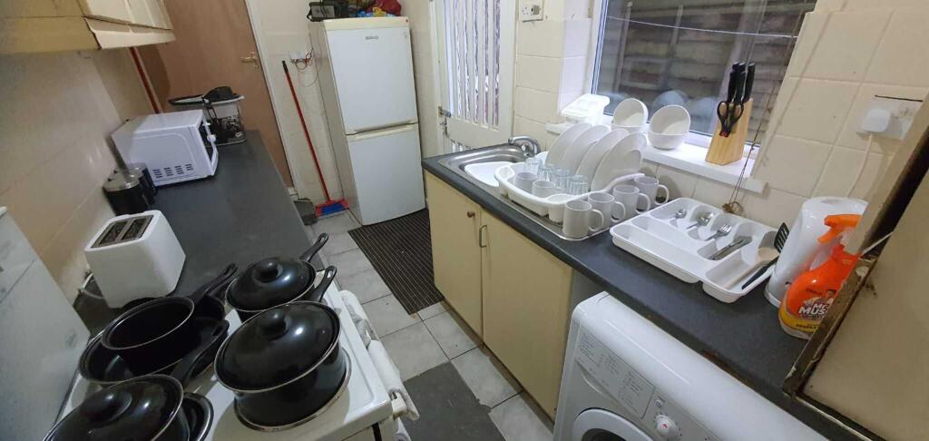 Additional image 4 of Room Available in Sparkhill, Birmingham