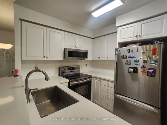 Additional image 3 of 7 Lorraine Dr Unit 511