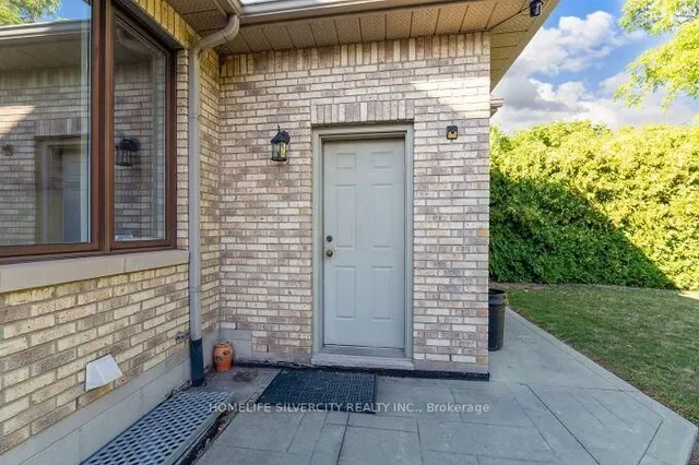 Additional image 36 of 126 Montmorency Dr