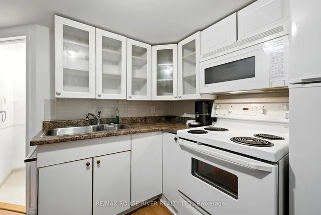 Additional image 34 of 51 Elfreda Blvd