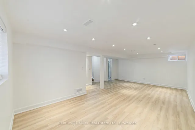 Additional image 34 of 1363 Harmsworth Sq