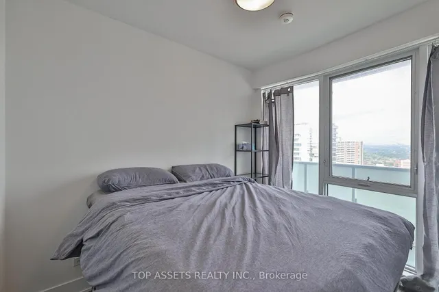 Additional image 15 of 403 Church St Unit 2709