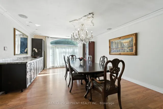 Additional image 11 of 5 Mazza Ave