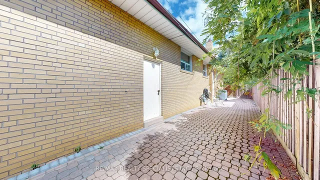 Additional image 32 of 1470 Sherway Dr