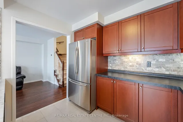 Additional image 12 of 4834 Capri Cres
